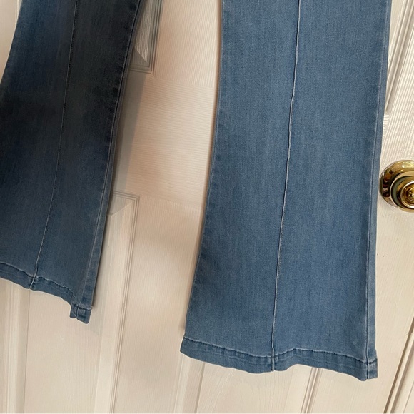 Altar’d State Flare Jeans Sz Small Light Wash High Rise Boho Western - Picture 6 of 9
